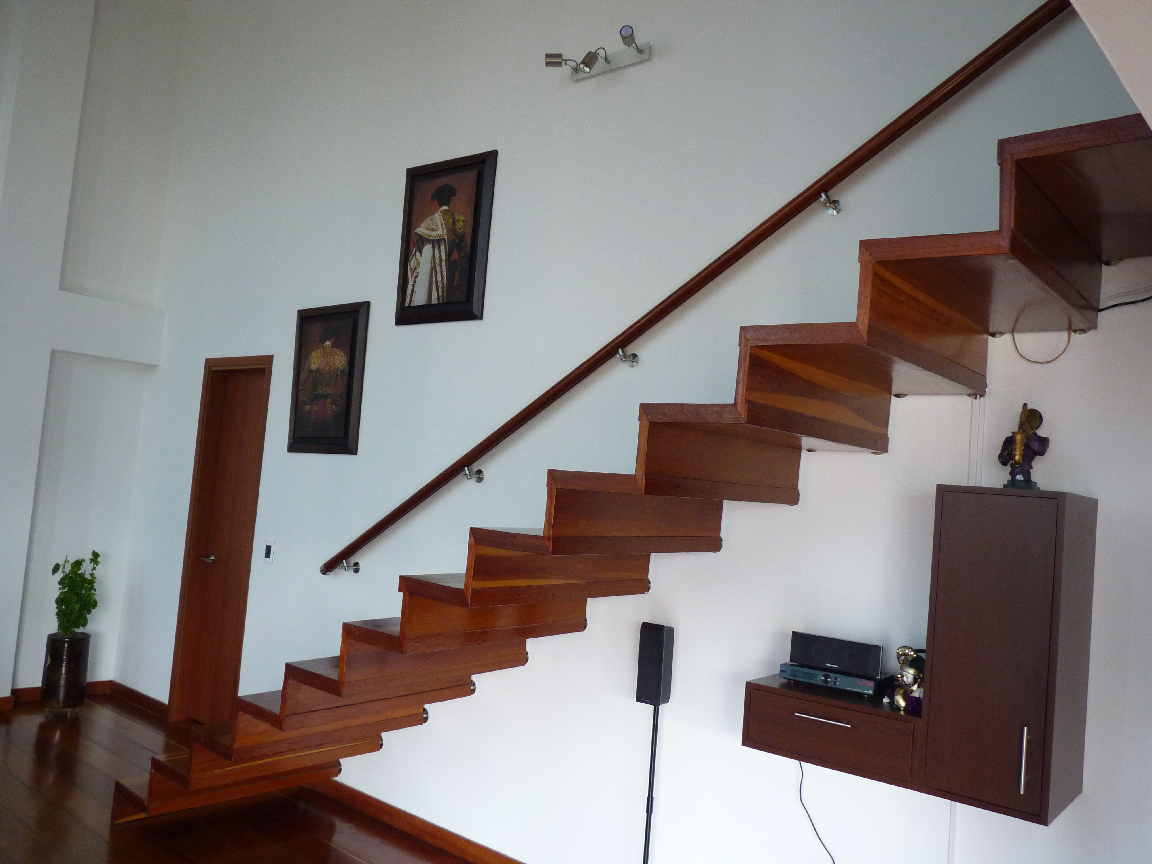 Escalera en Granadillo